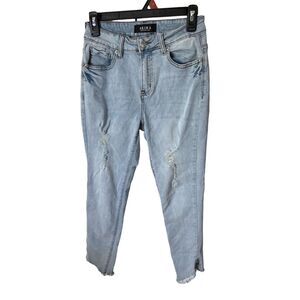 Akira Women's Size 5 Light Wash Distressed Denim Jeans Mid-Rise Blue